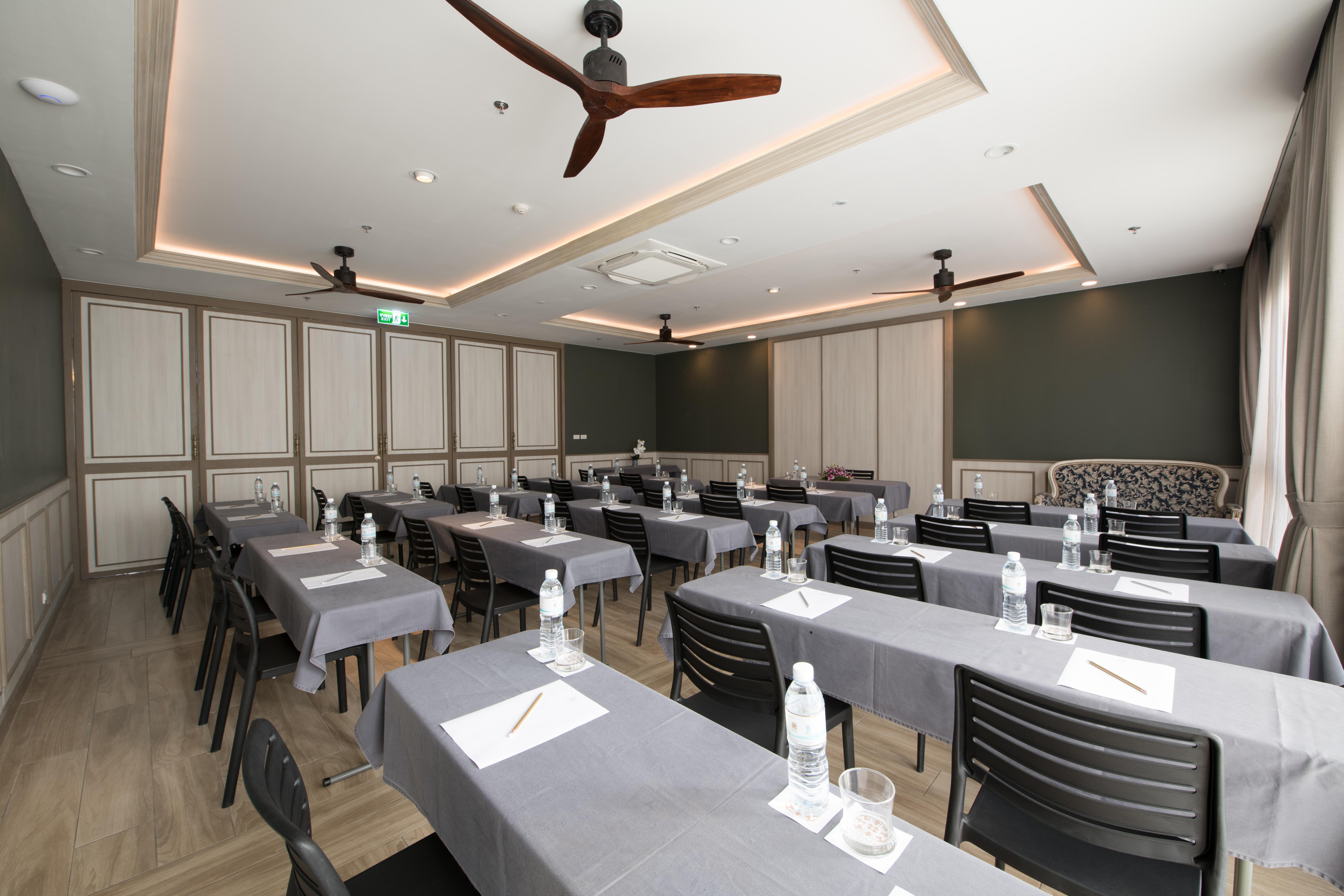 Resort Sawaddi & Spa By Tolani - Sha Extra Plus 4*