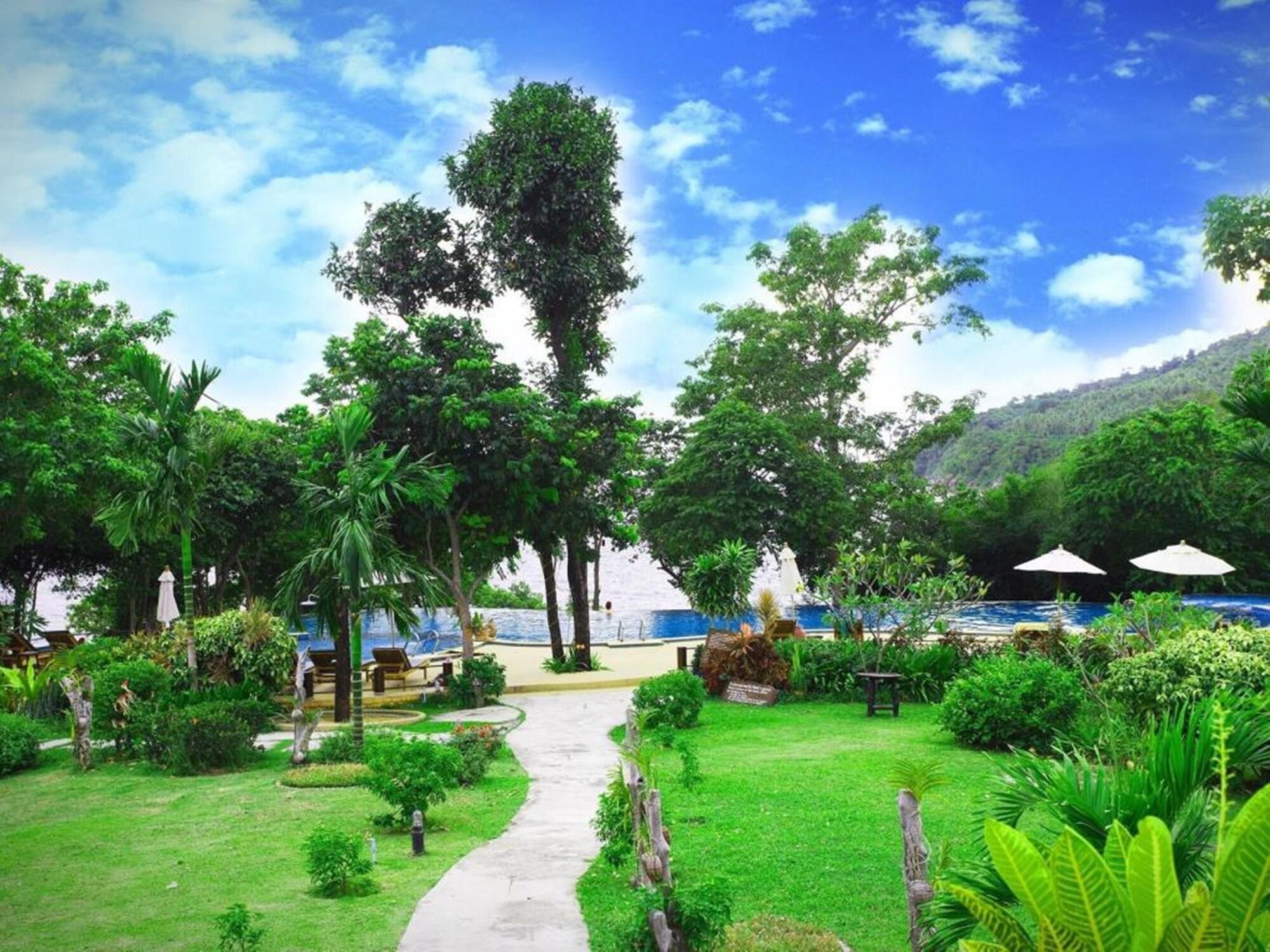 Banraya And Hotel Ko Racha Yai