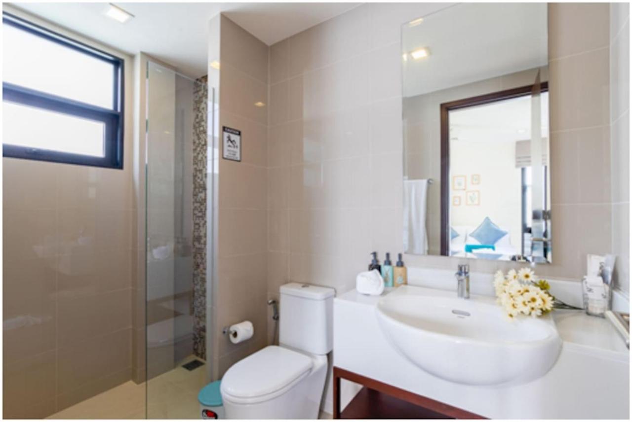 Beautiful 5 Bedroom In Laguna Bangtao, Free Shuttle Bus To Phuket