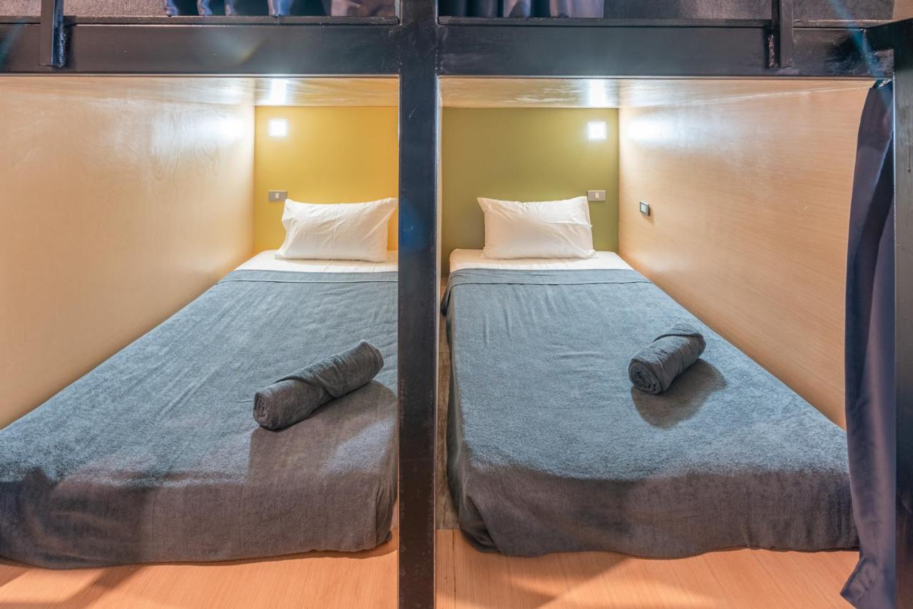 Black Panther Hostel *