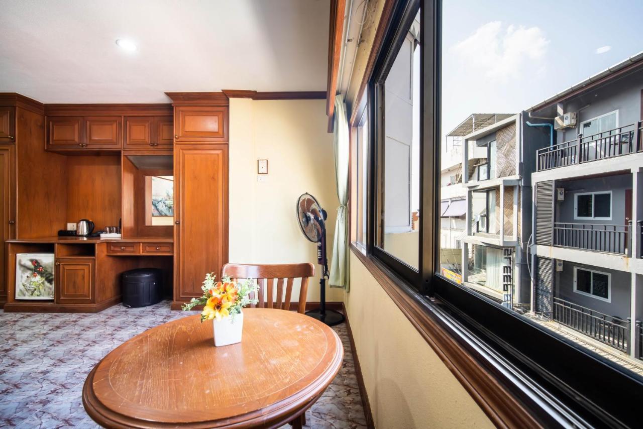 Aparthotel Zj House