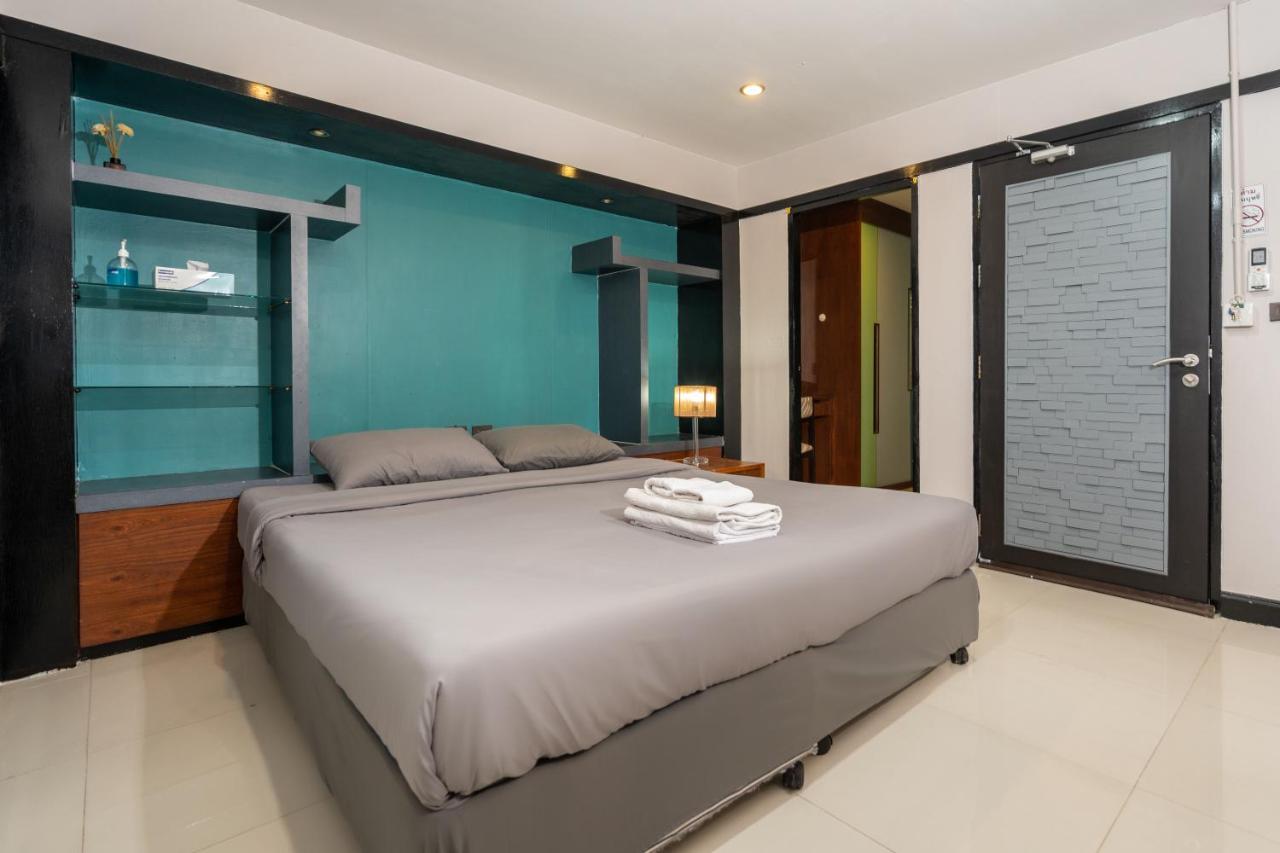 Hostel Black Pantera