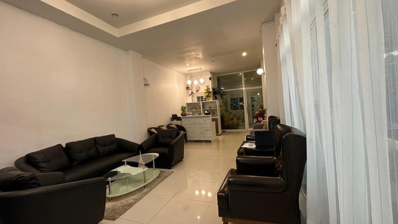 Cozy Hotel Patong