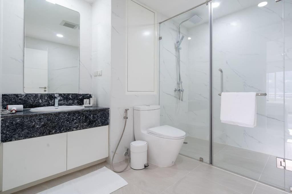 Apartment Tower 1-bedroom , 200 Meters From The *