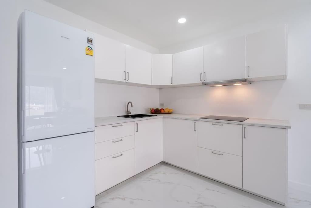 Tower 1-bedroom , 200 Meters From The * Patong