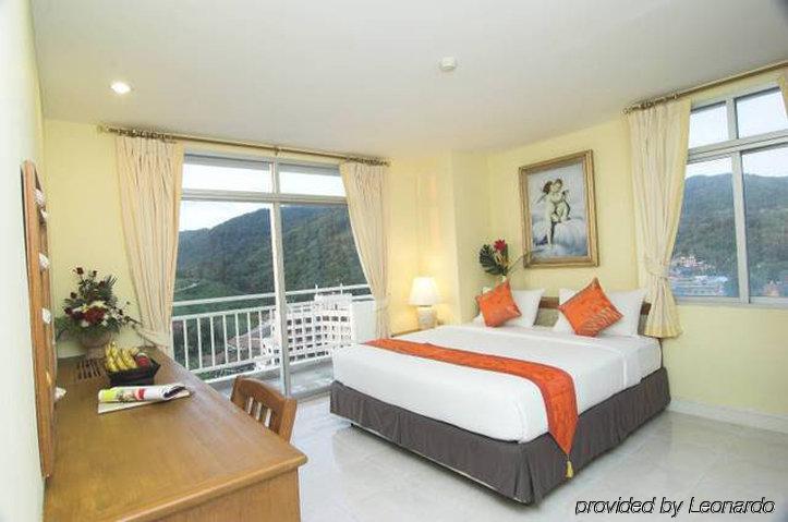 Waterfront Phuket By Centara Karon