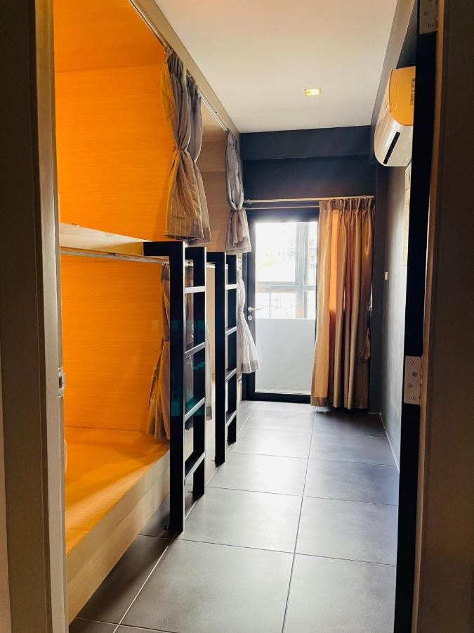 Rabbitel Hostel *