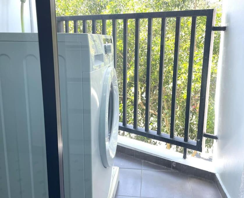 Zcape1 At Boat Avenue By Lofty Apartment