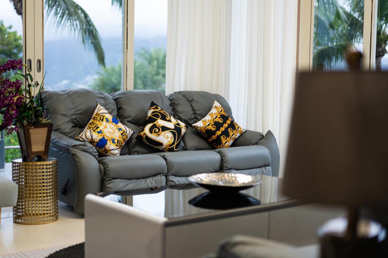 Seaview Luxury Pool Villa Patong