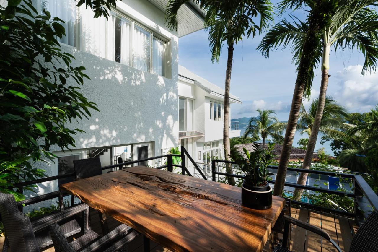 Seaview Luxury Pool Villa *