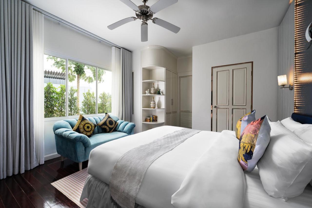 Seaview Luxury Pool
