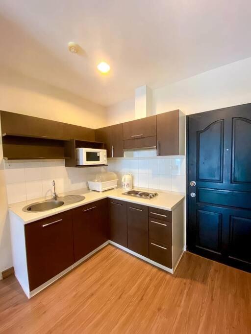 Apartment Quiet Near Night Life & Good Food Patong