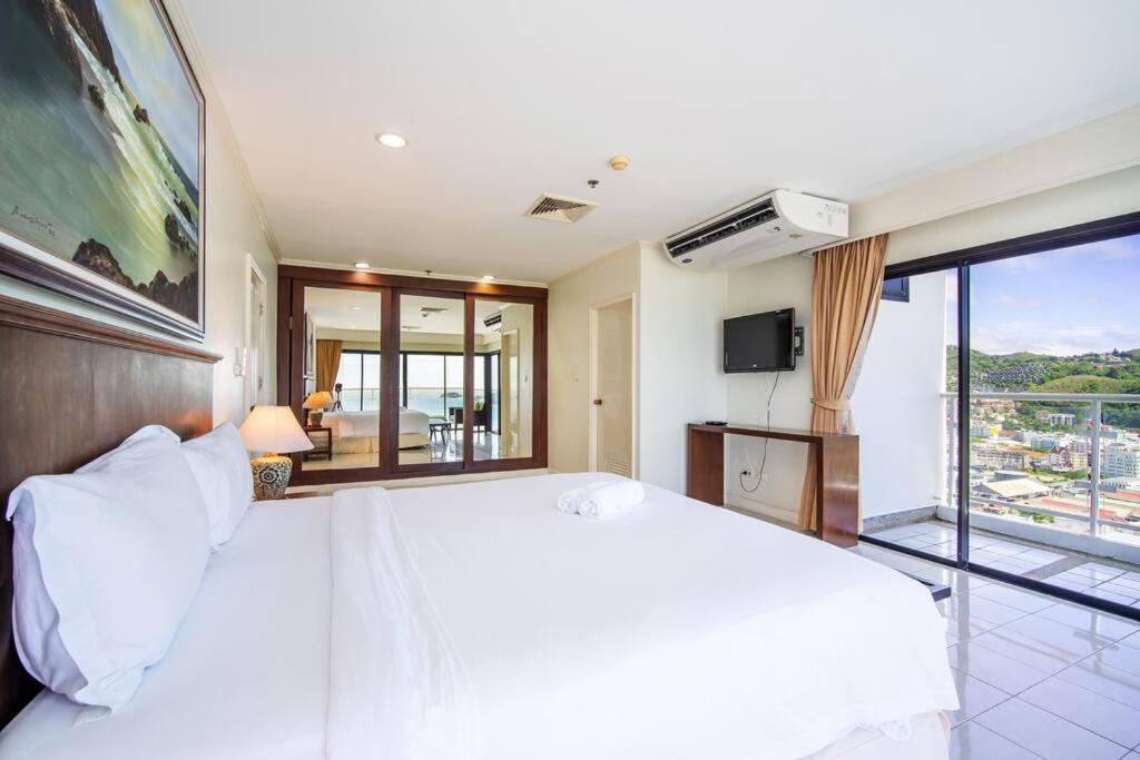 Tower Superior Seaview 3br- 2302 Patong