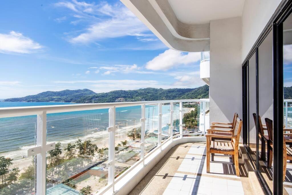 Tower Superior Seaview 3br- 2302 Apartment