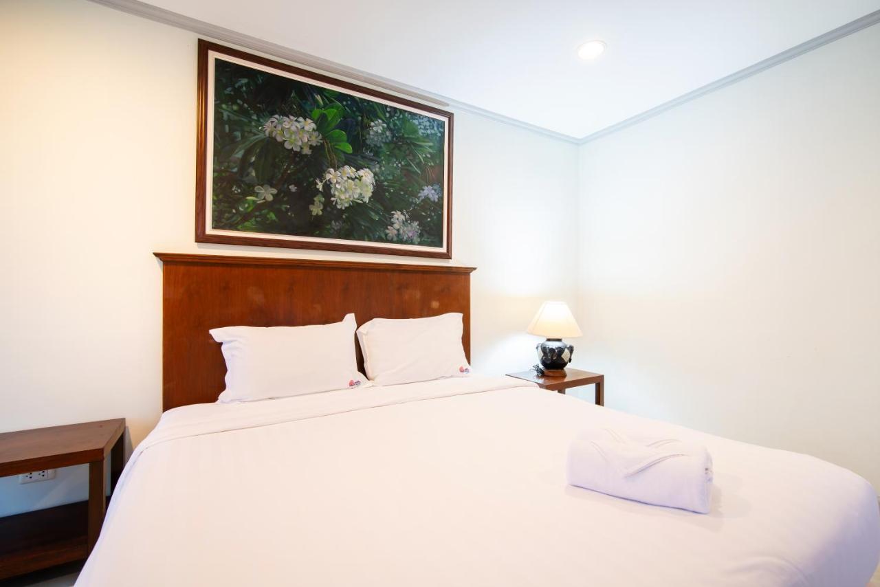 Tower Superior Seaview 3br-2401
