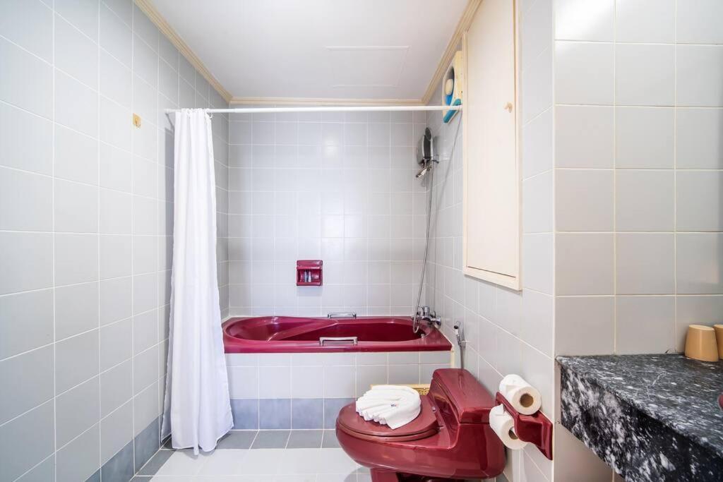 Apartment Tower Superior Seaview 3br- 2302 *
