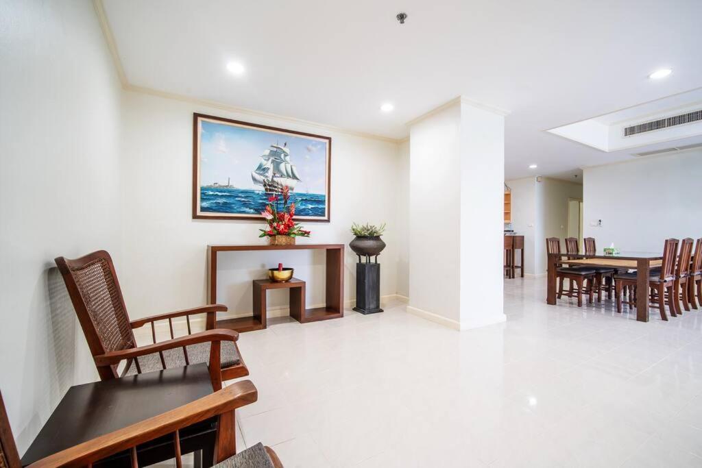 Tower Superior Seaview 3br- 2302 * Patong
