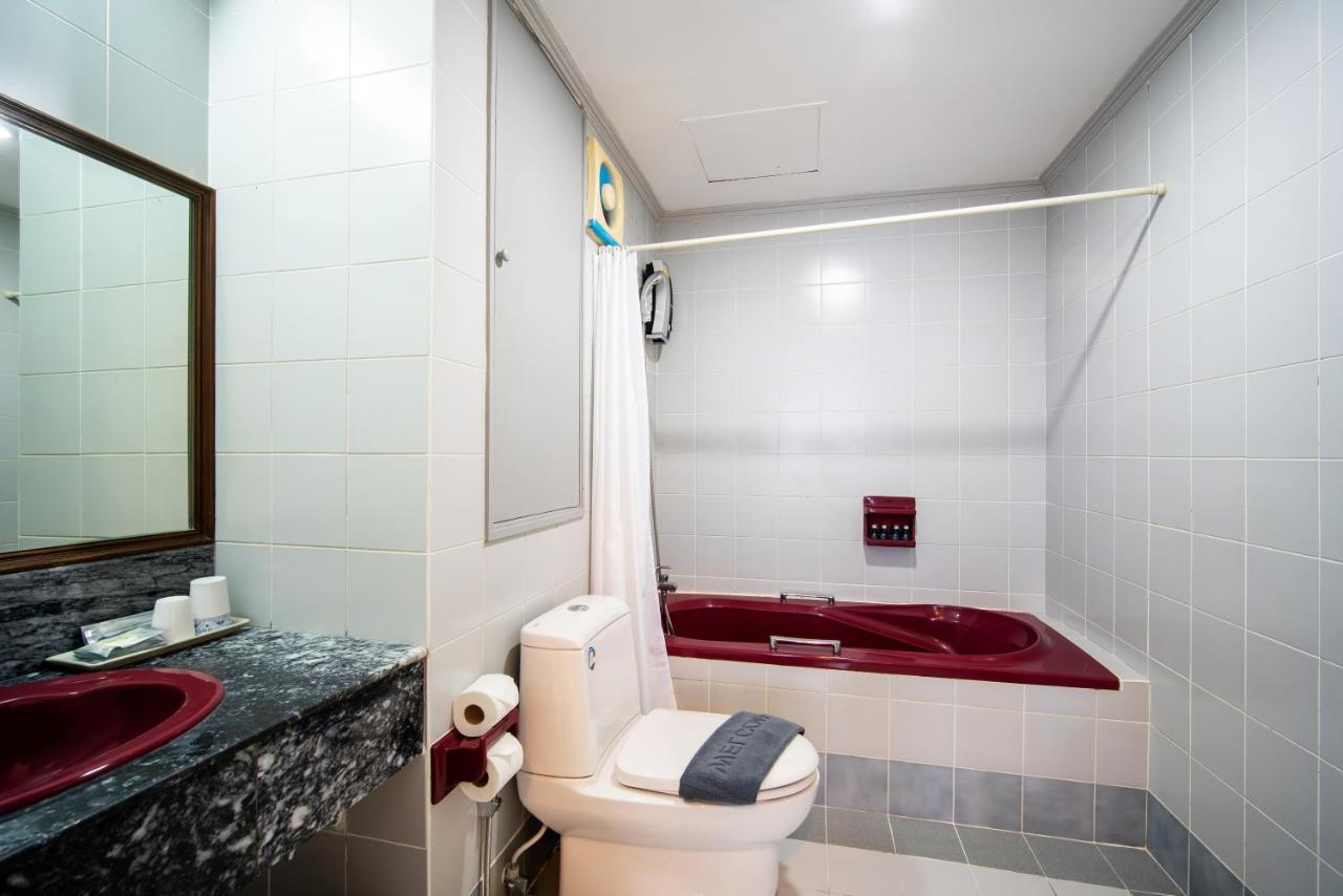 Tower Superior Seaview 3br-2401 Apartment Patong