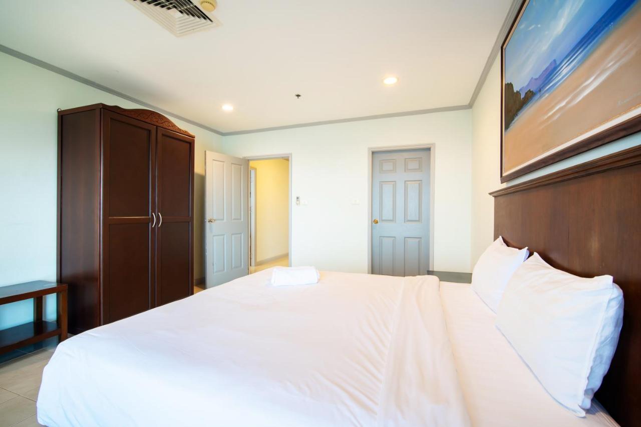 Tower Superior Seaview 3br-2401 Apartment Patong