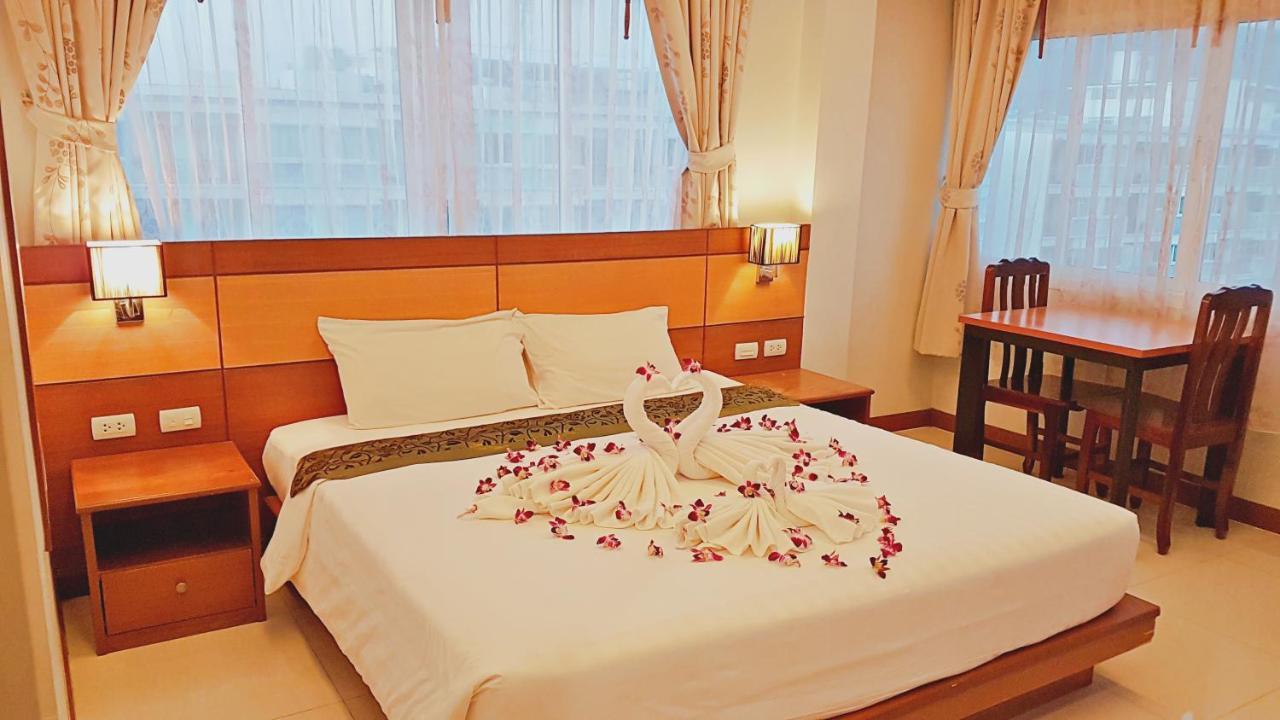 Hotel Harbor Hotel&service Patong