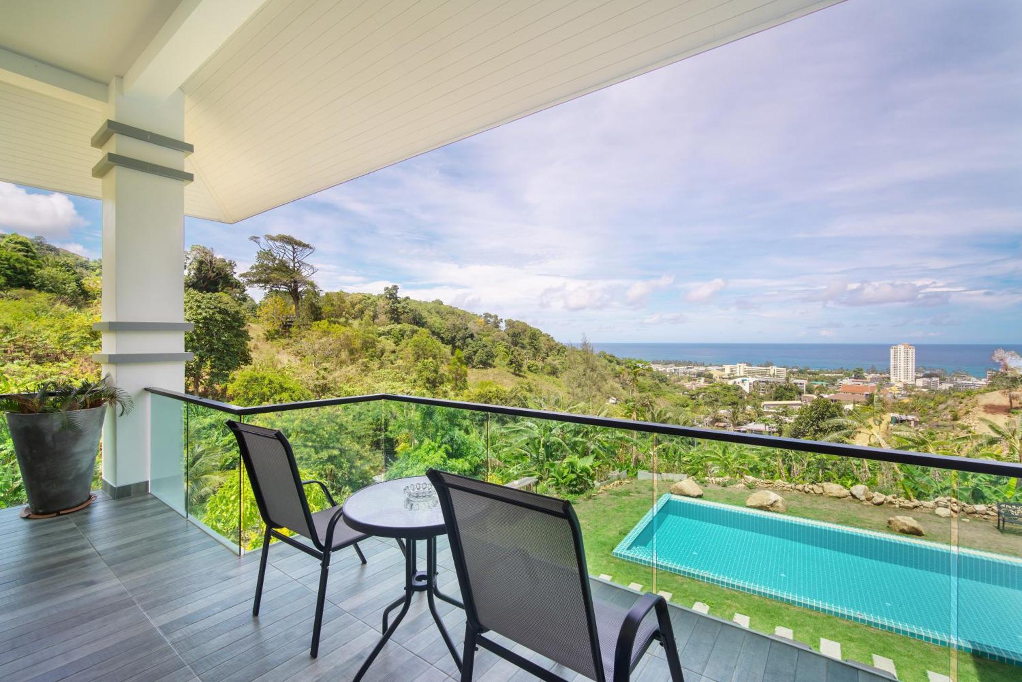 Horizon: Coastal Charm Villa *