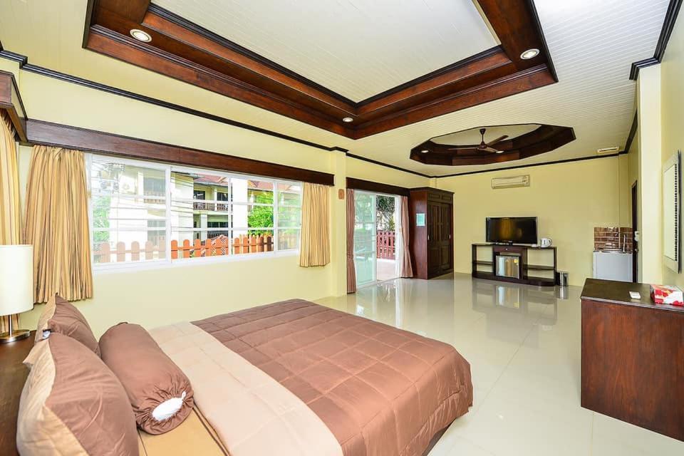 Villa Group Getaway House