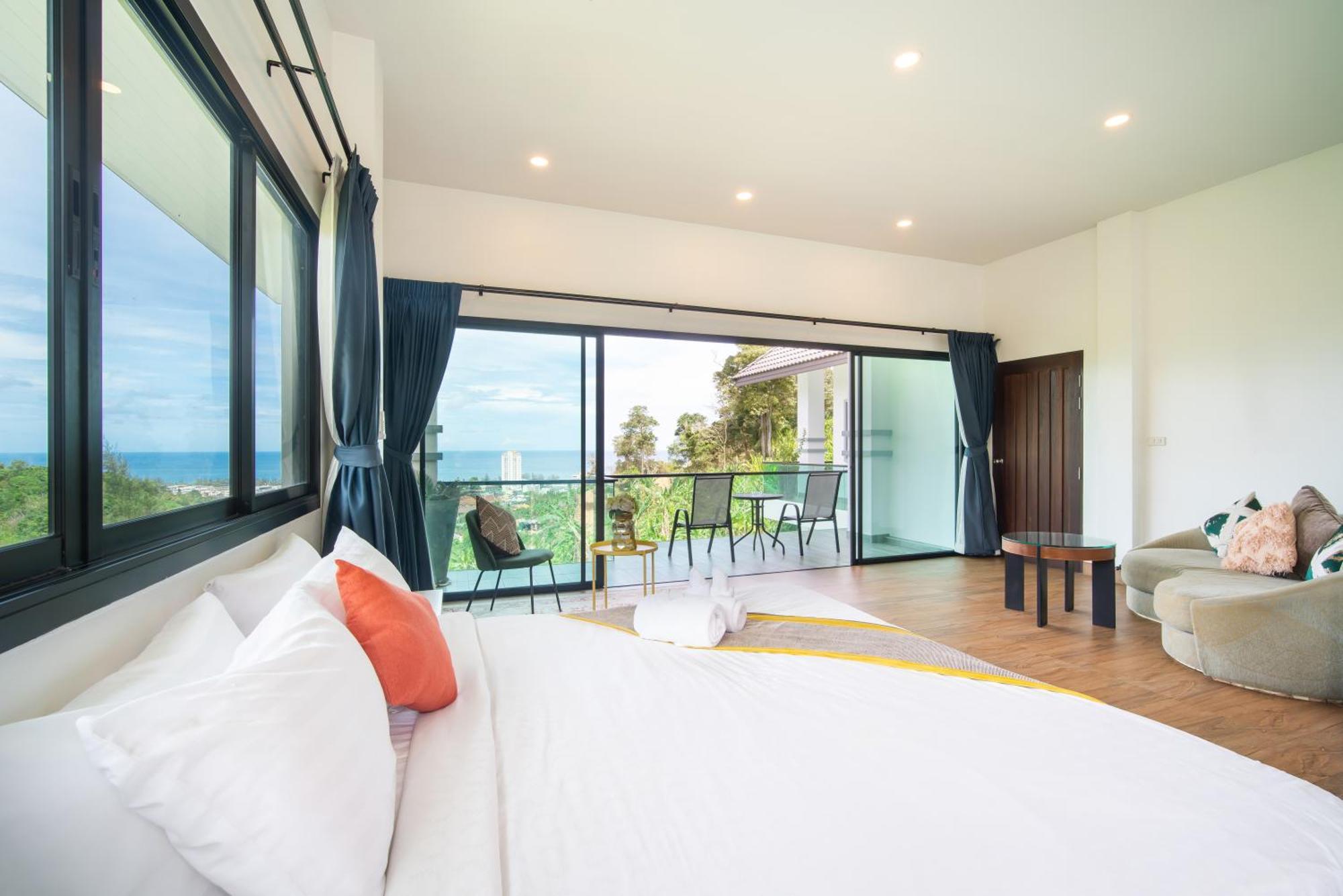 Horizon: Coastal Charm Villa *