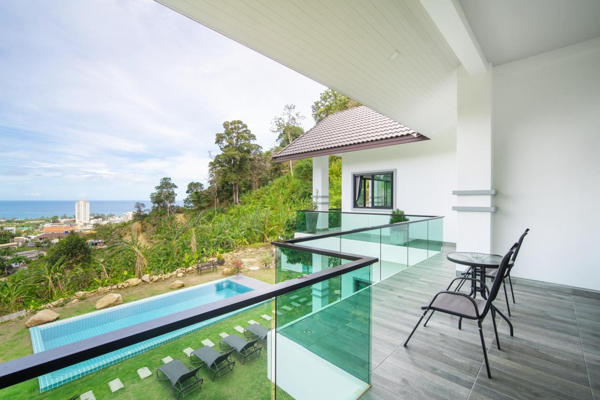 Horizon: Coastal Charm * Karon