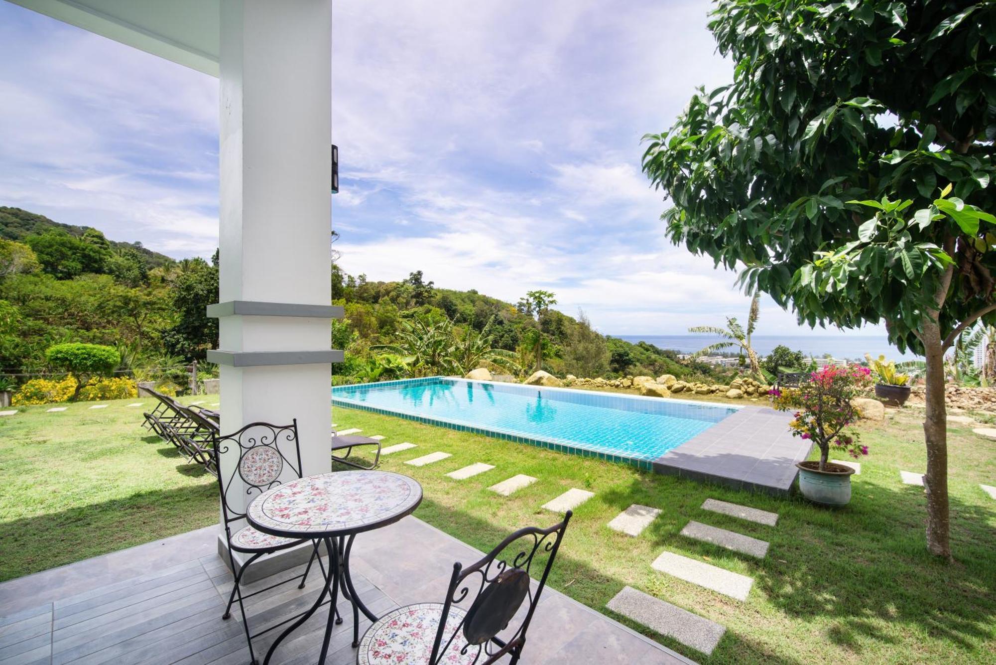 Horizon: Coastal Charm Karon