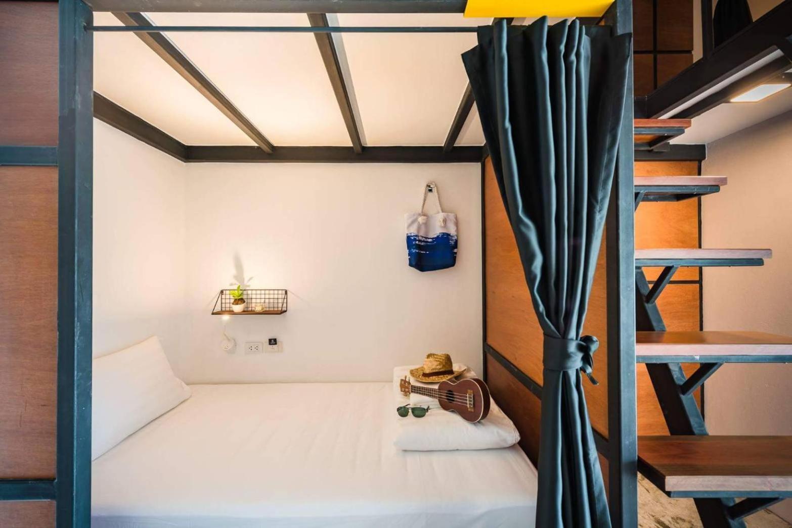 Book A Bed Poshtel - Sha Hostel Phuket