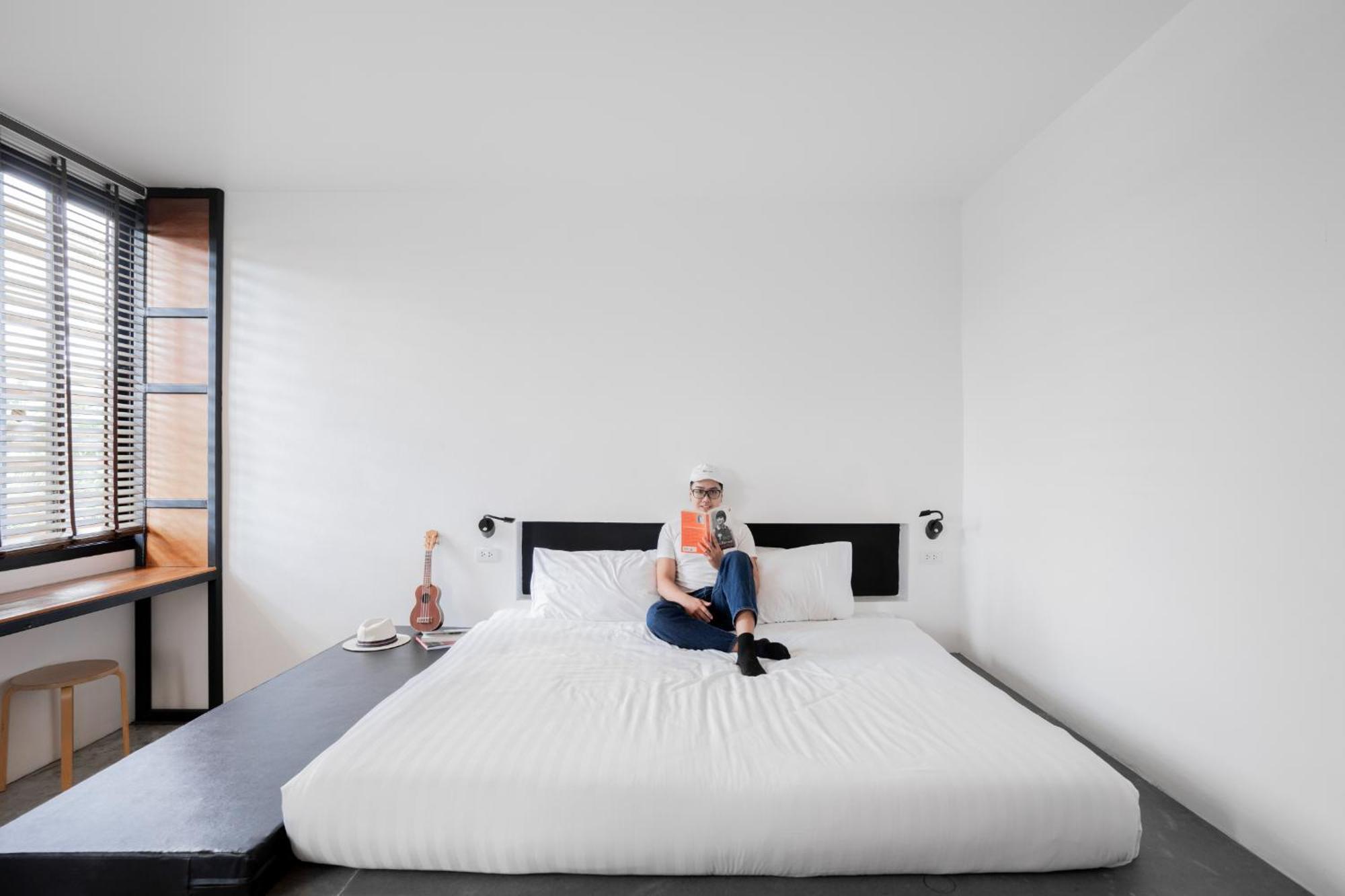 Book A Bed Poshtel - Sha Hostel