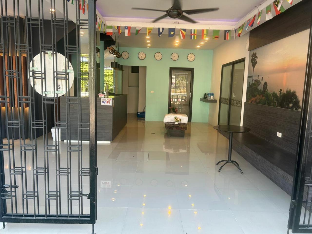 Hotel The Journey New *