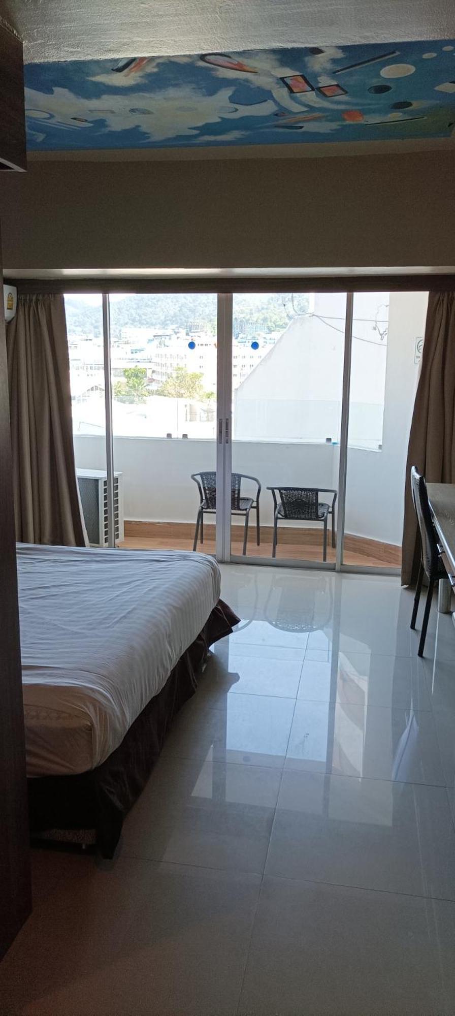 Private 4-star With Balcony Apartment *