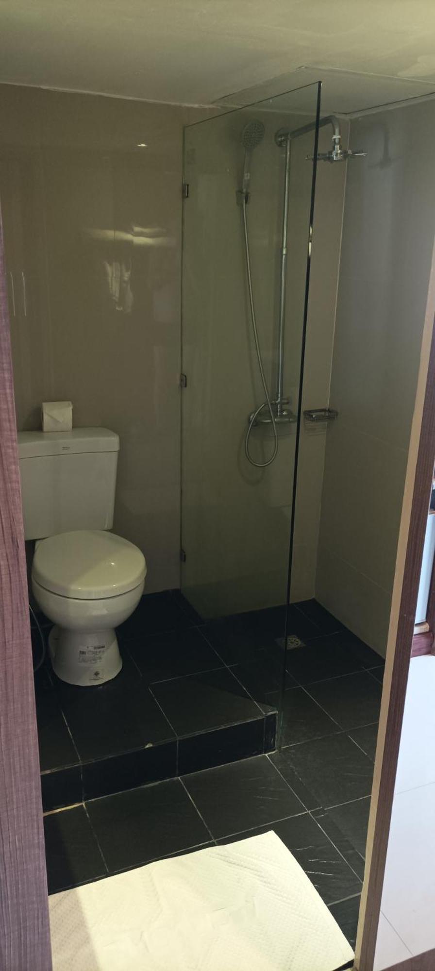 Apartment Private 4-star With Balcony