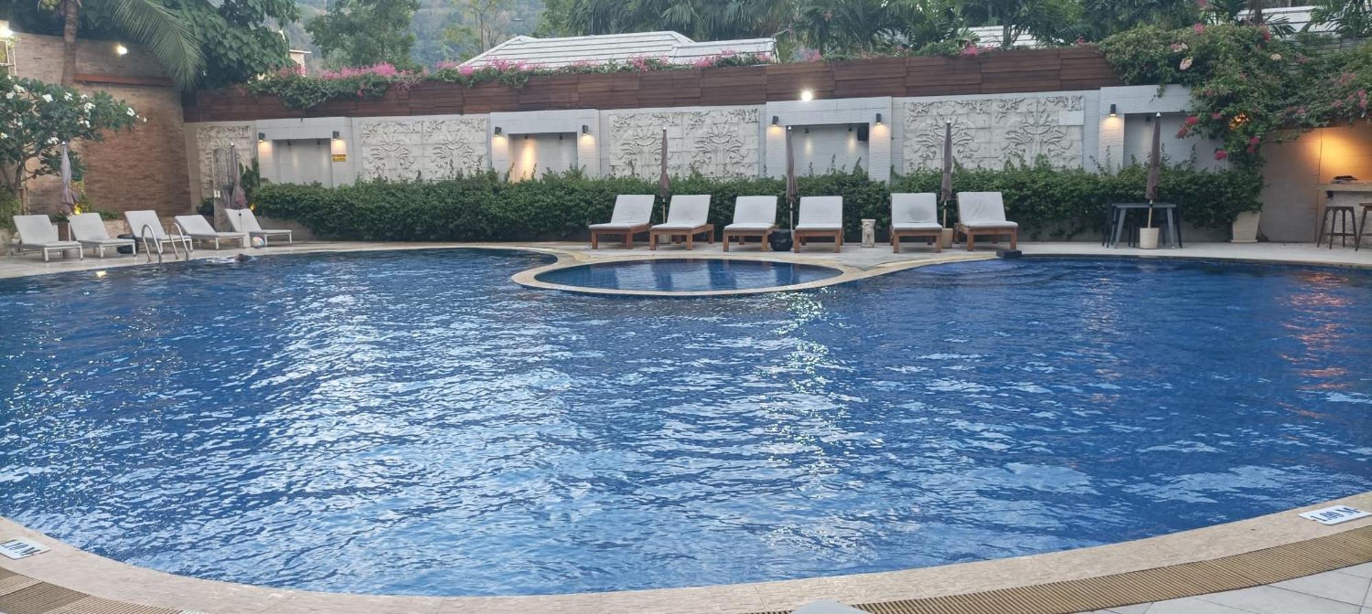 Private 4-star With Balcony Apartment Patong
