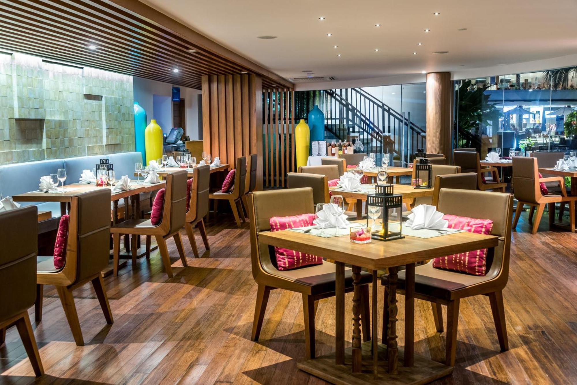Holiday Phuket Beach By Ihg