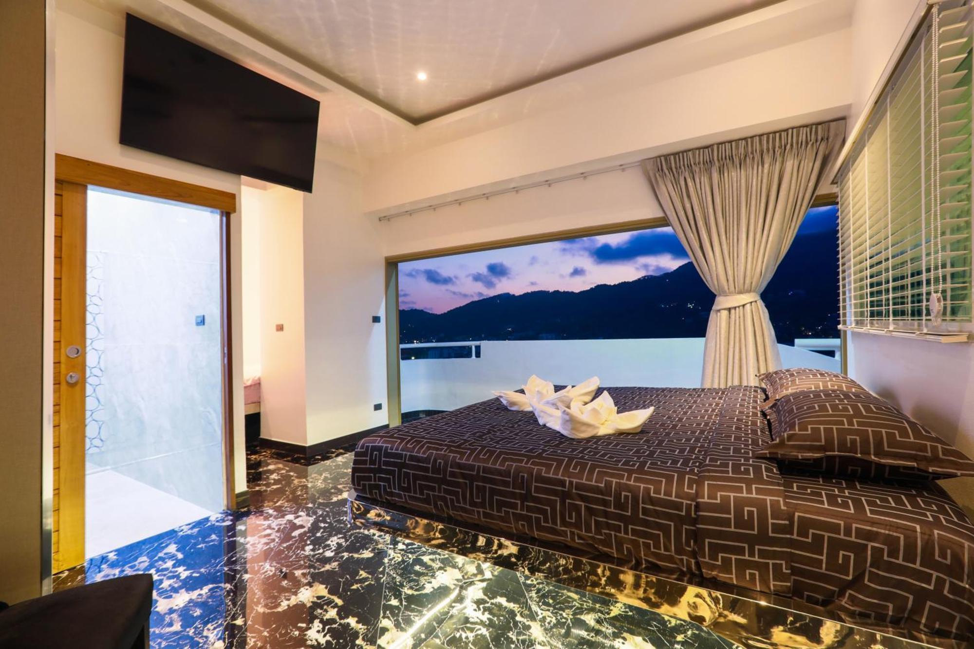 Tower 3 Privates Bedrooms Patong