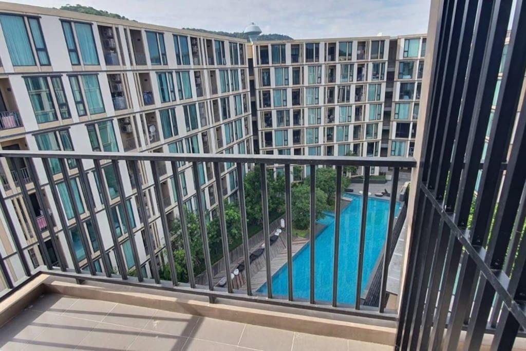 Luxury In Shopping Center Phuket