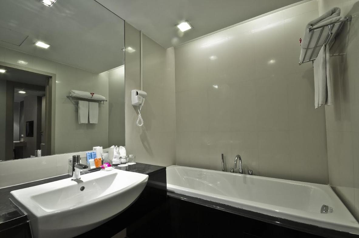 Hotel Ashlee Heights 4*