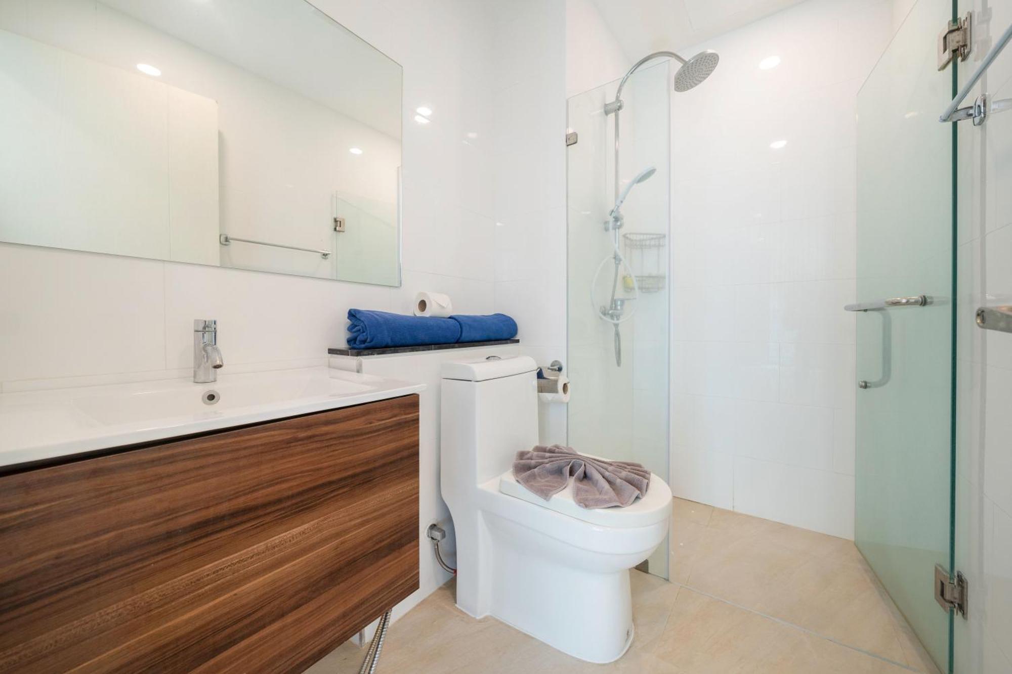 1br Condo, Hill View Viva C301, Freedom Pangsapuri
