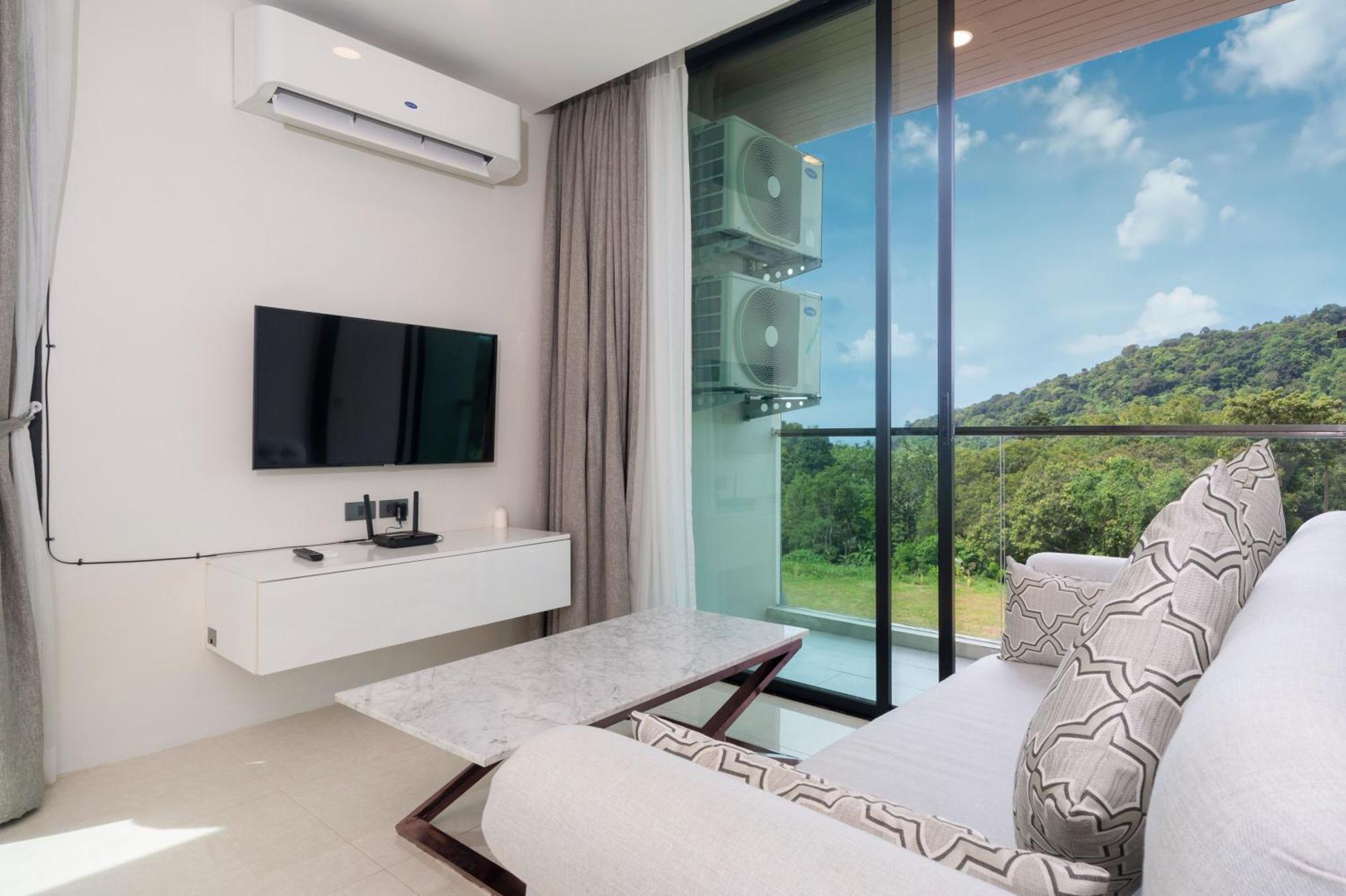 1br Condo, Hill View Viva C301, Freedom Pangsapuri Patong