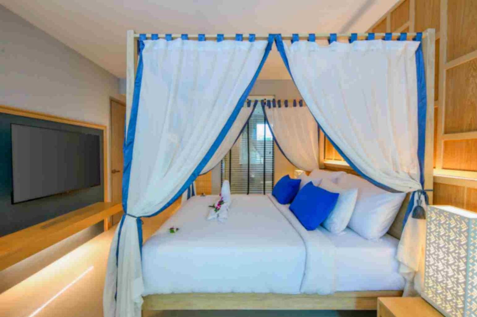 Craft & Villas, Town Phuket