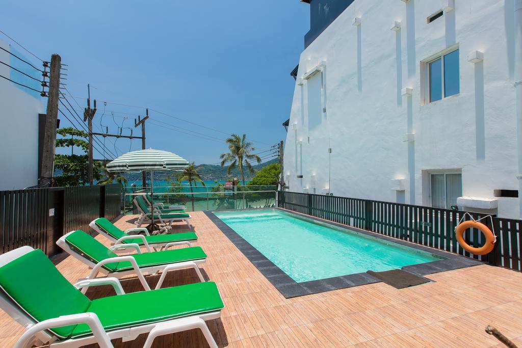 Hotel Patong Swiss Front