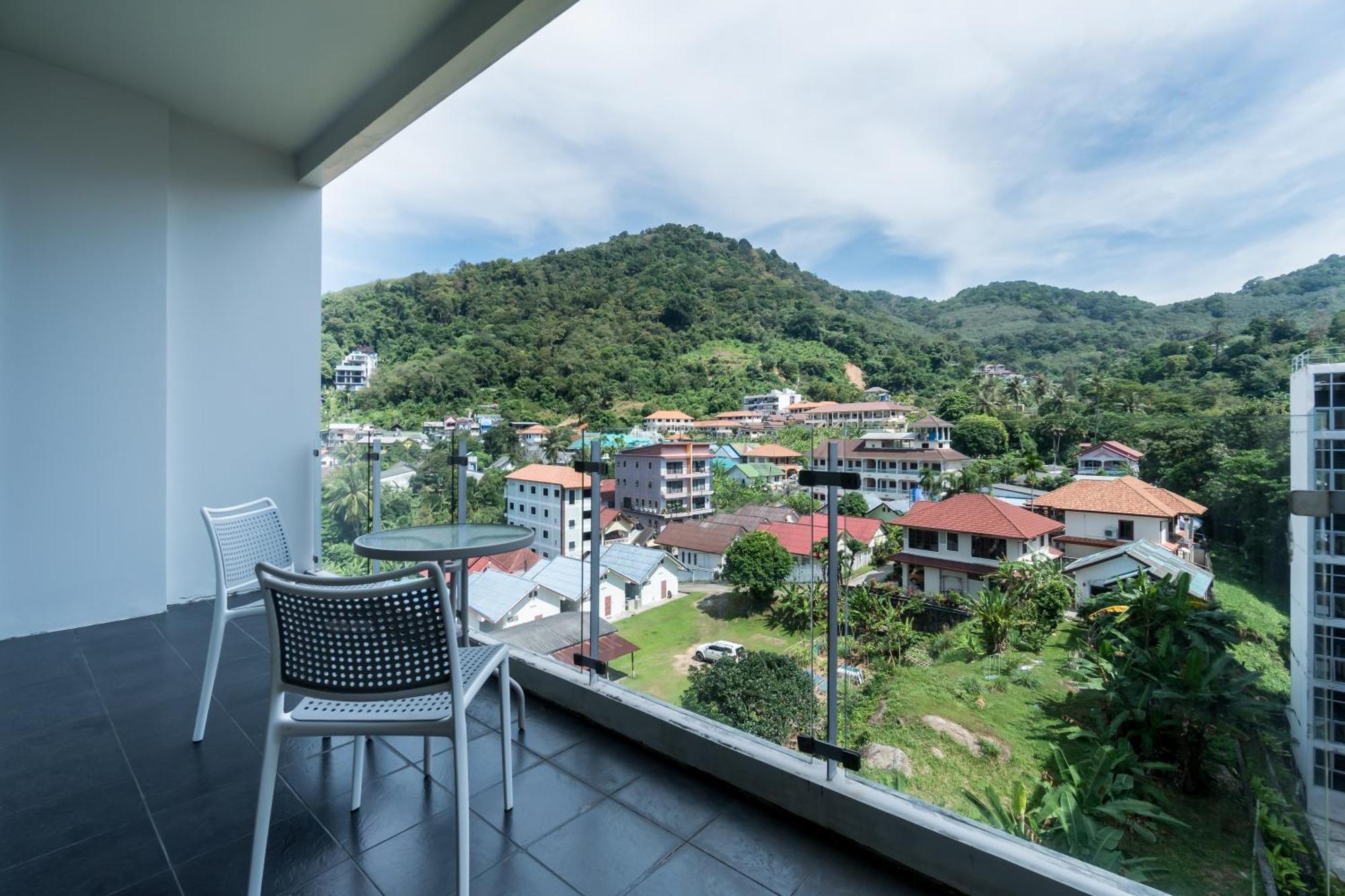 Chic By Redfox Hospitality Karon