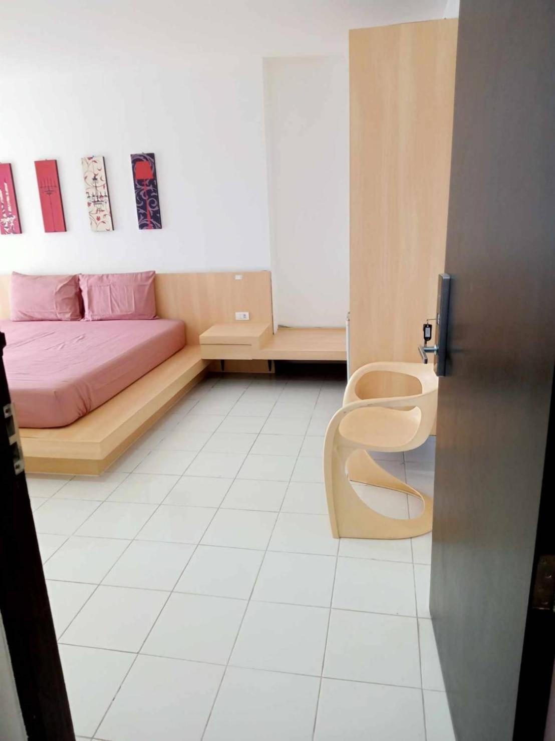 Urban Hotel