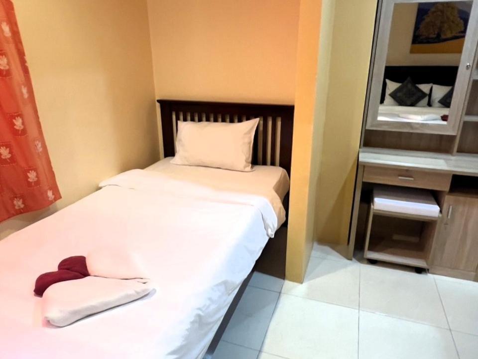 Seven Seas Hotel Patong