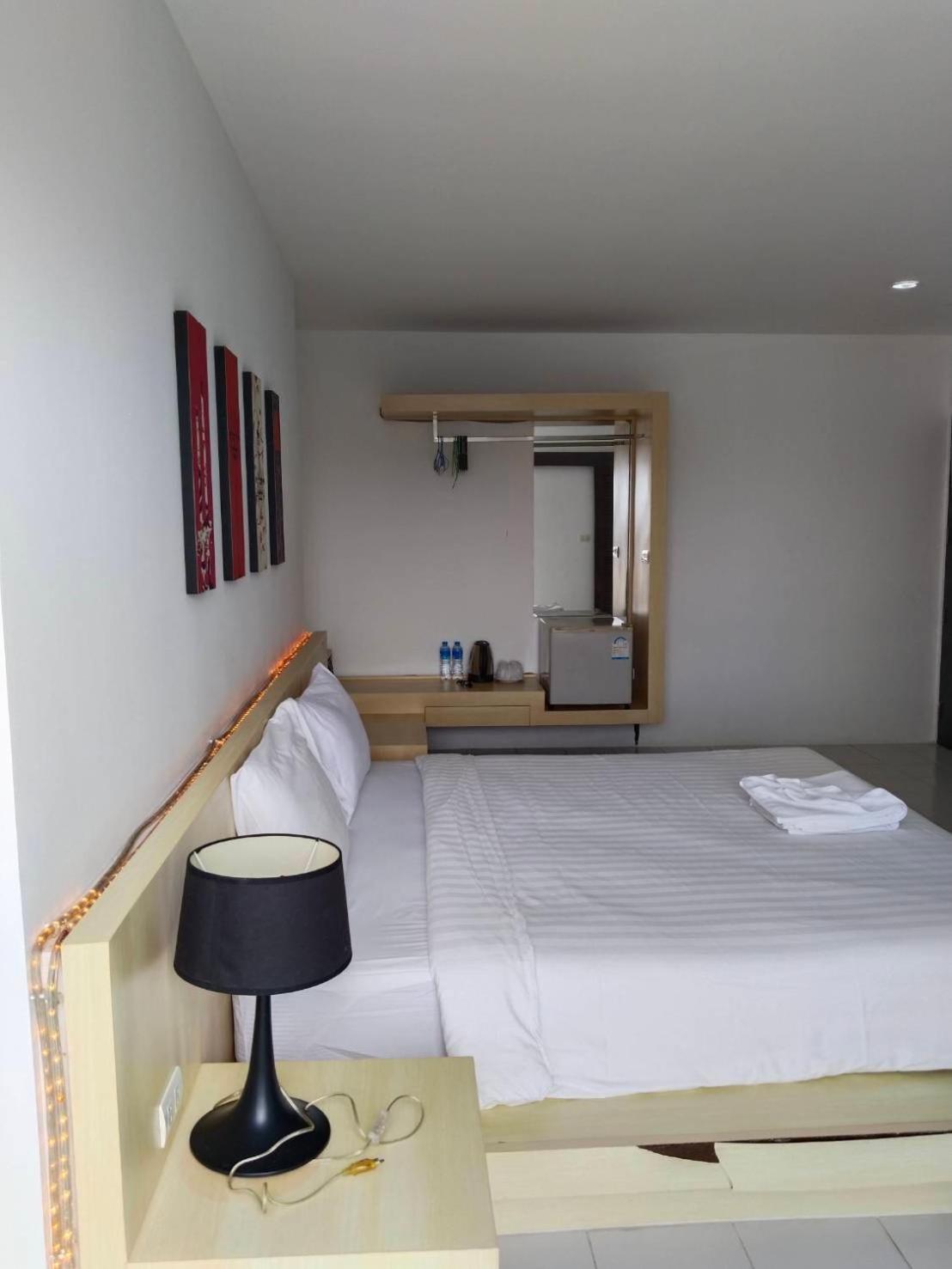 Urban Hotel