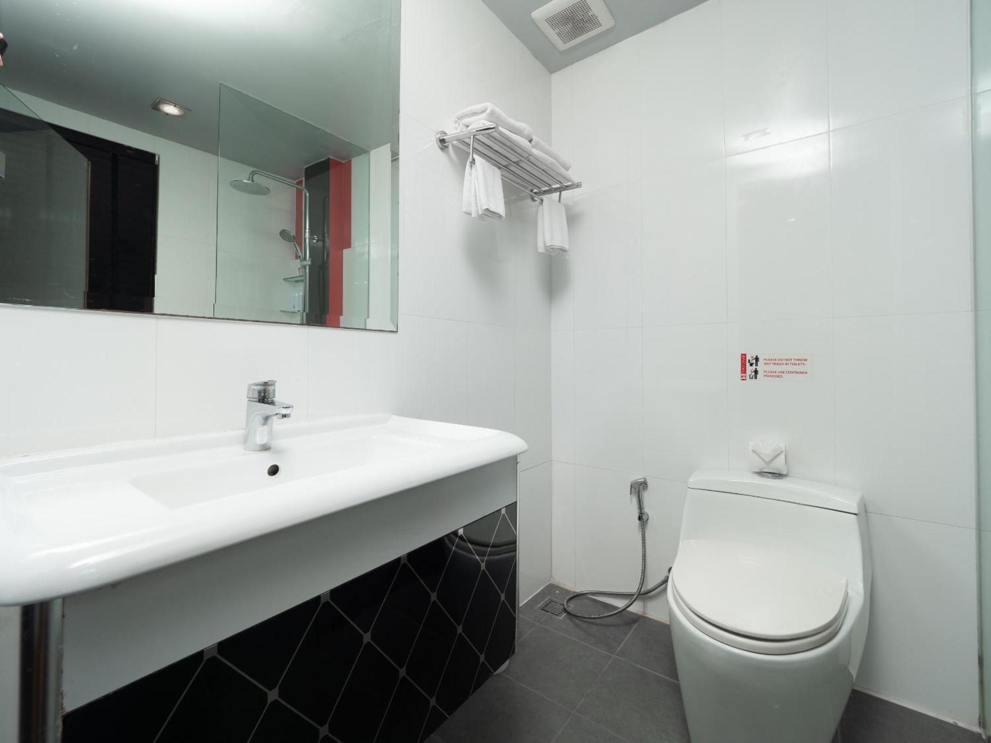 Hotel At - Sha Certified