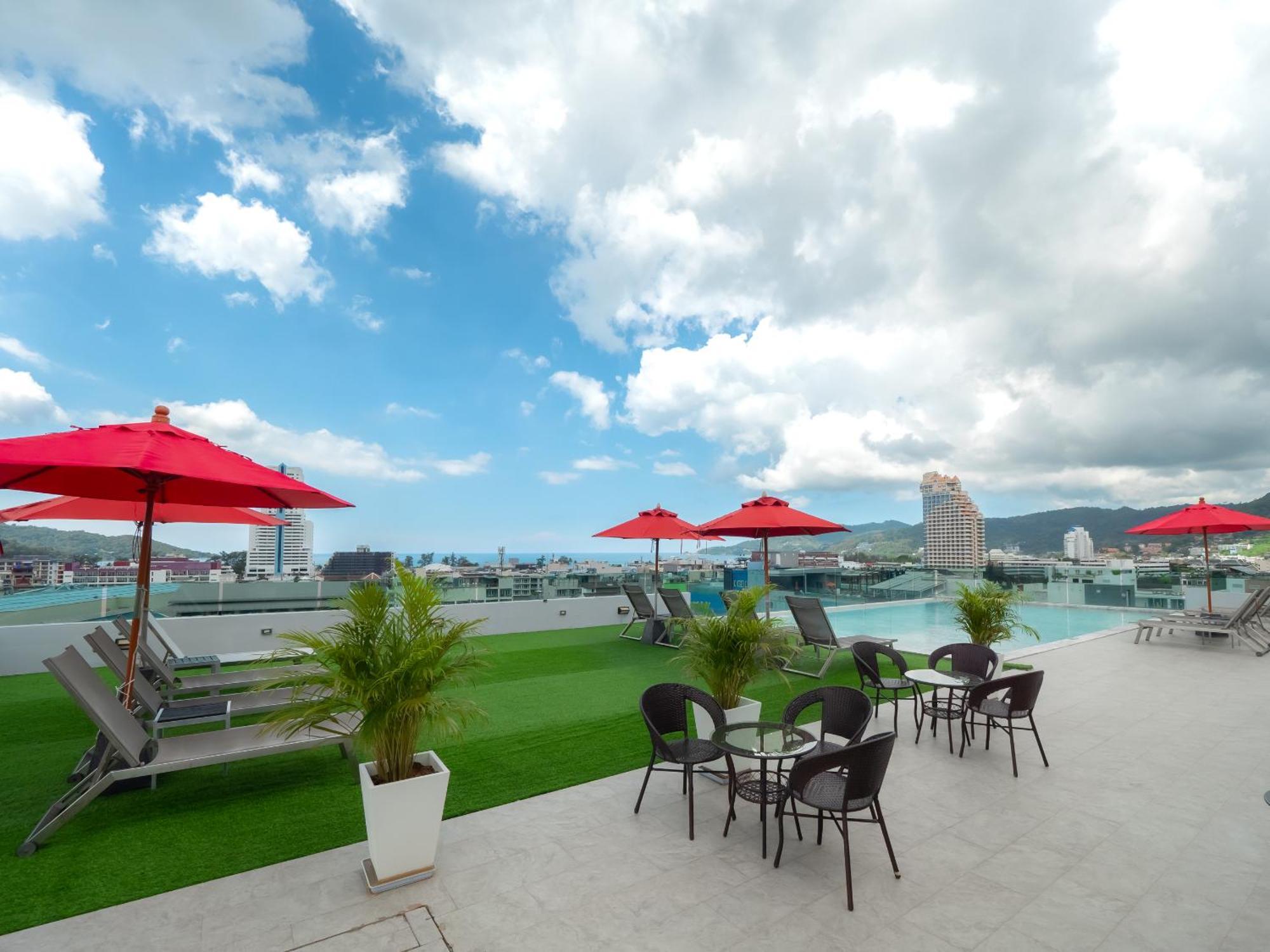 Neon Hotel Patong