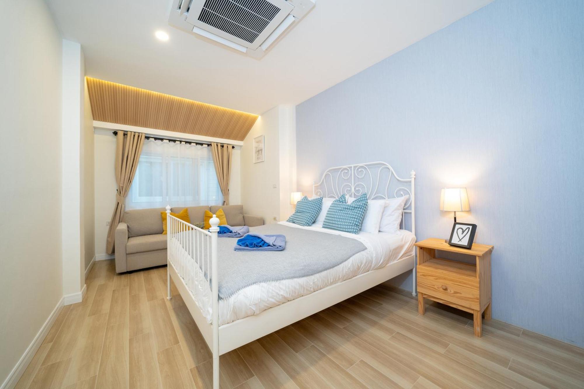 Holiday home Prime Patong-5br-6br Pool Photo Before Book *